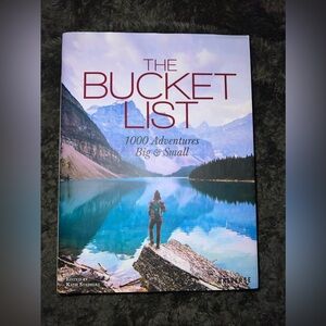The Bucket List book (New)